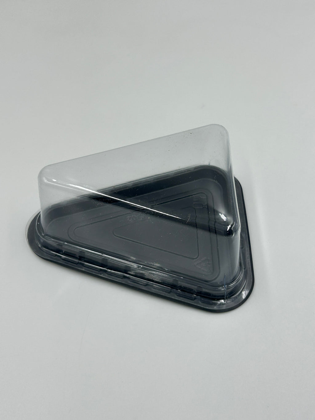 Pastry container traingle