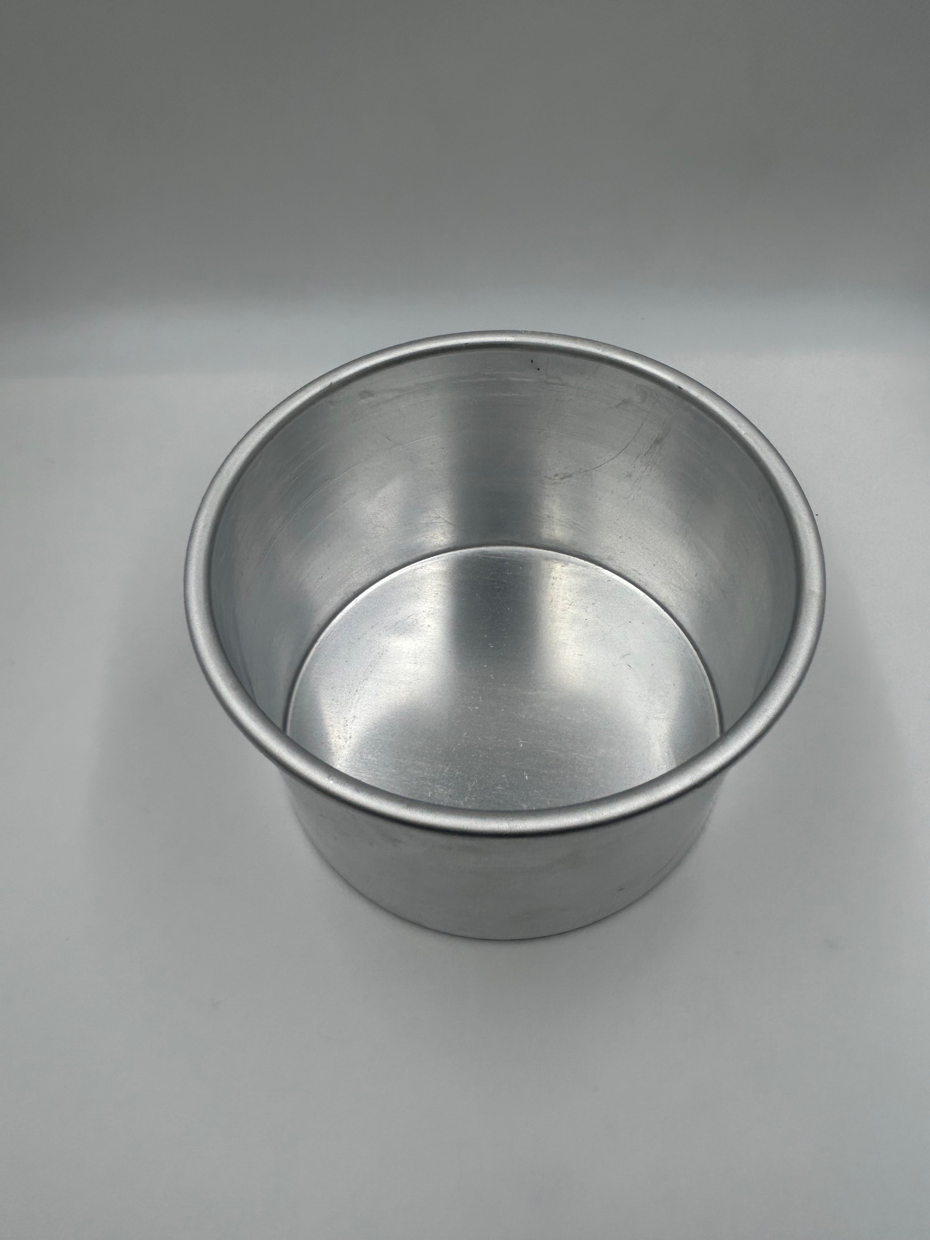Aluminium Round Cake Tins ( height 4" )